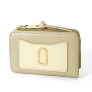 MARC JACOBS